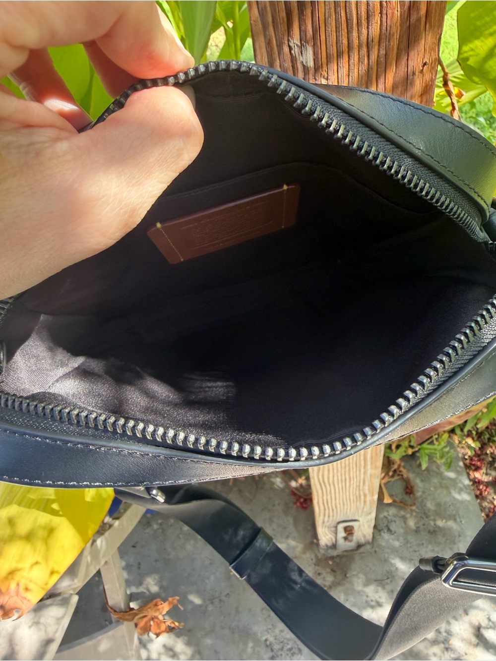 NWOT Coach Houston Flight Bag - Picture 9 of 10